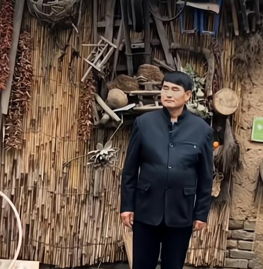 朱单伟|朱单伟透露考驾照进展，说话磕磕巴巴，网友：听了好几遍也没听清