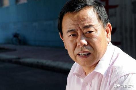 赵忠祥|流量为王？?潘长江的卑微道歉，撕开了娱乐圈最后一层“遮羞布”