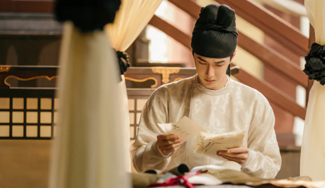 王一博|王一博“黑马”剧“杀疯”了！播出1天全网热度第一，6集真不够看