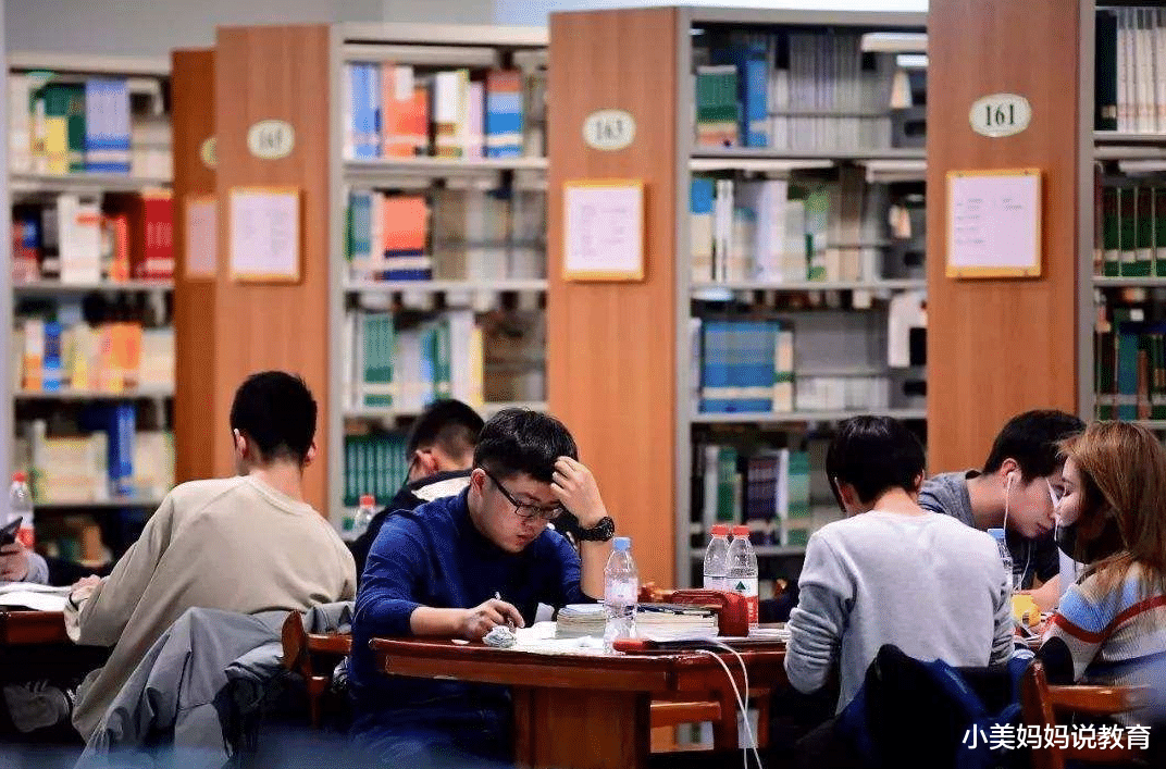 小美妈妈说教育|这类大学生收到好消息，将直接变成“公务员”，还是干部级别