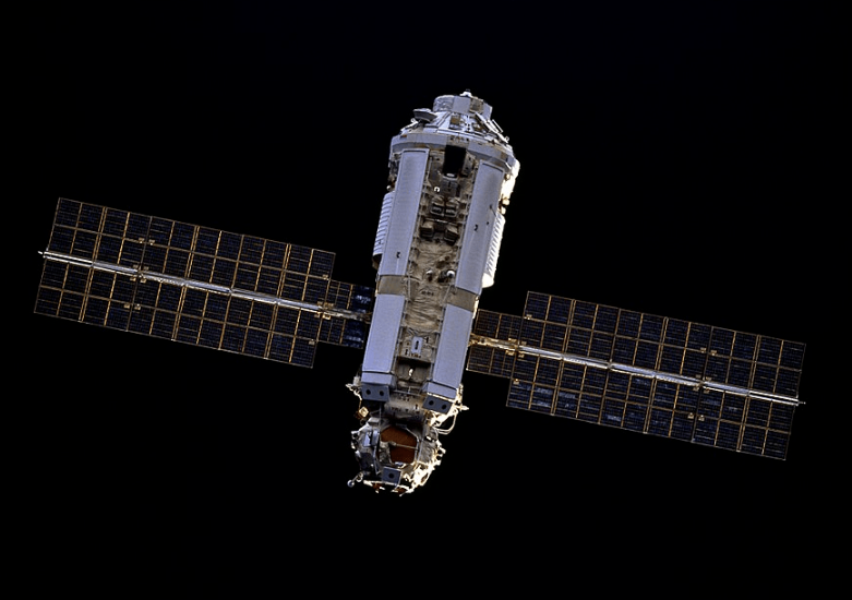 国际空间站 国际空间站提前报废？太空舱出现多条裂缝，中国天宫成全球希望