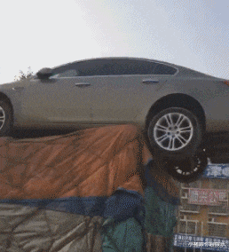 |“华为1996年的招聘广告，大家自己感受一下！”哈哈哈哈哈！