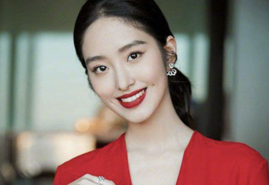 苗苗|芳华三美:苗苗下嫁郑恺,杨采钰嫁60岁男友,钟楚曦成男神收割机