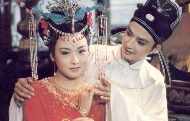 侯长荣|王扶林导演心中的贾宝玉，因身材高大无奈被刷下，在剧组找到挚爱