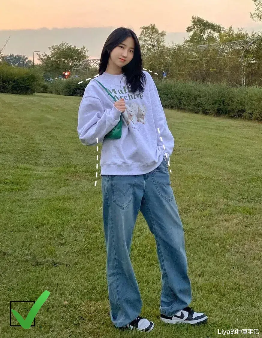 Liya的种草手记 秋冬这样穿卫衣，丑爆了！