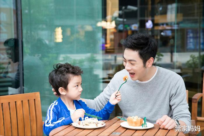 莞家妈妈|家长的4种行为看似爱孩子,实则伤害孩子最深,你中招了吗?