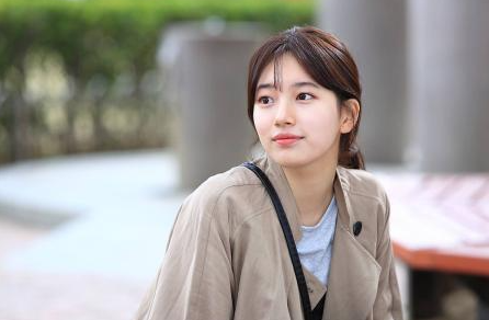 女孩|全球天使般面孔的5位女神，14岁女孩上榜，连女人也会为她着迷