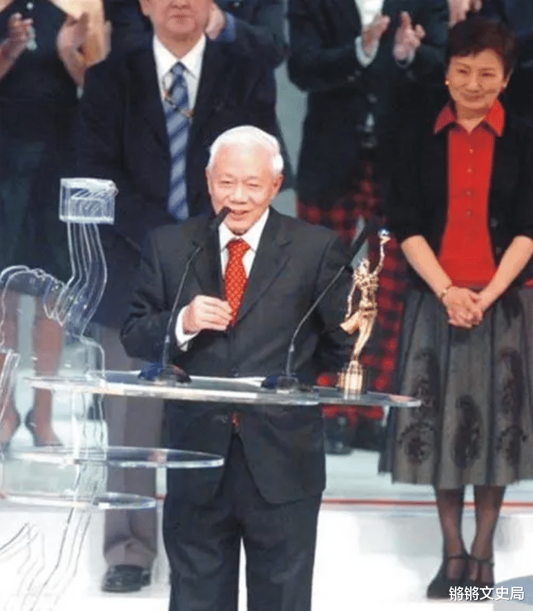 邵逸夫|邵逸夫107岁逝世，仅有2名女星有资格出席葬礼，4子女拒绝继承遗产