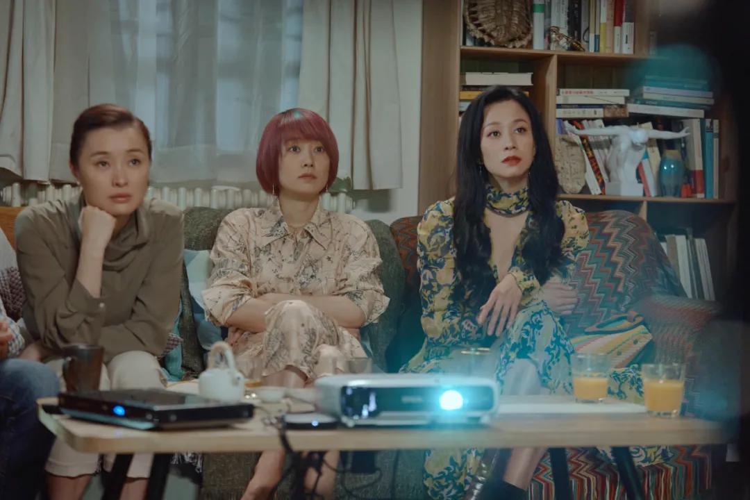 |2021最猛爱情片：中年人的性与纯爱，没一丝矫揉造作