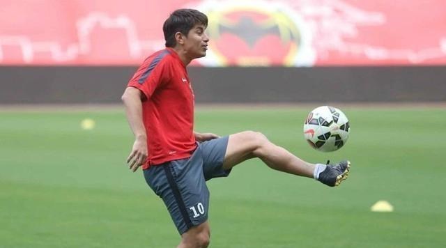 上海上港|上港最成功的五大引援：三人曾效力恒大，两大巨星换一座冠军