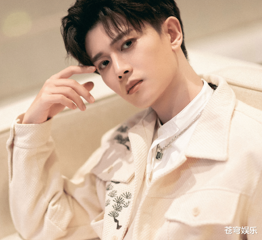 白冰|杨颖资源被降级？看她新剧合作的搭档，有人欢喜有人愁