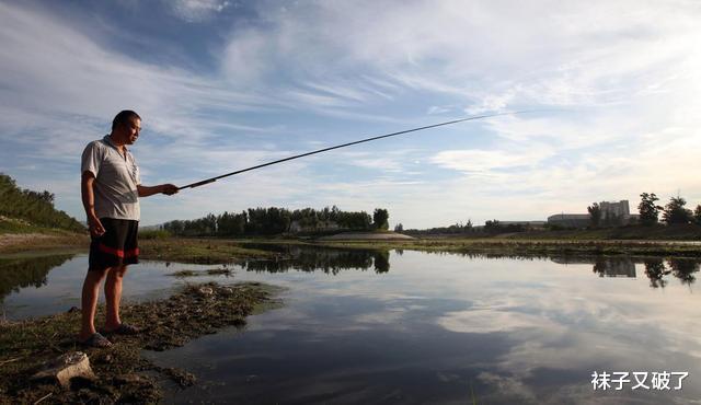 让我告诉你|鱼竿的把手做工不好，但销售量大，让我告诉你黑棍子的真相
