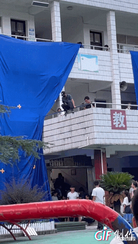 罗云熙|罗云熙拍《追光者》受伤坐轮椅,还因太瘦惹争议,后晒健身视频回应