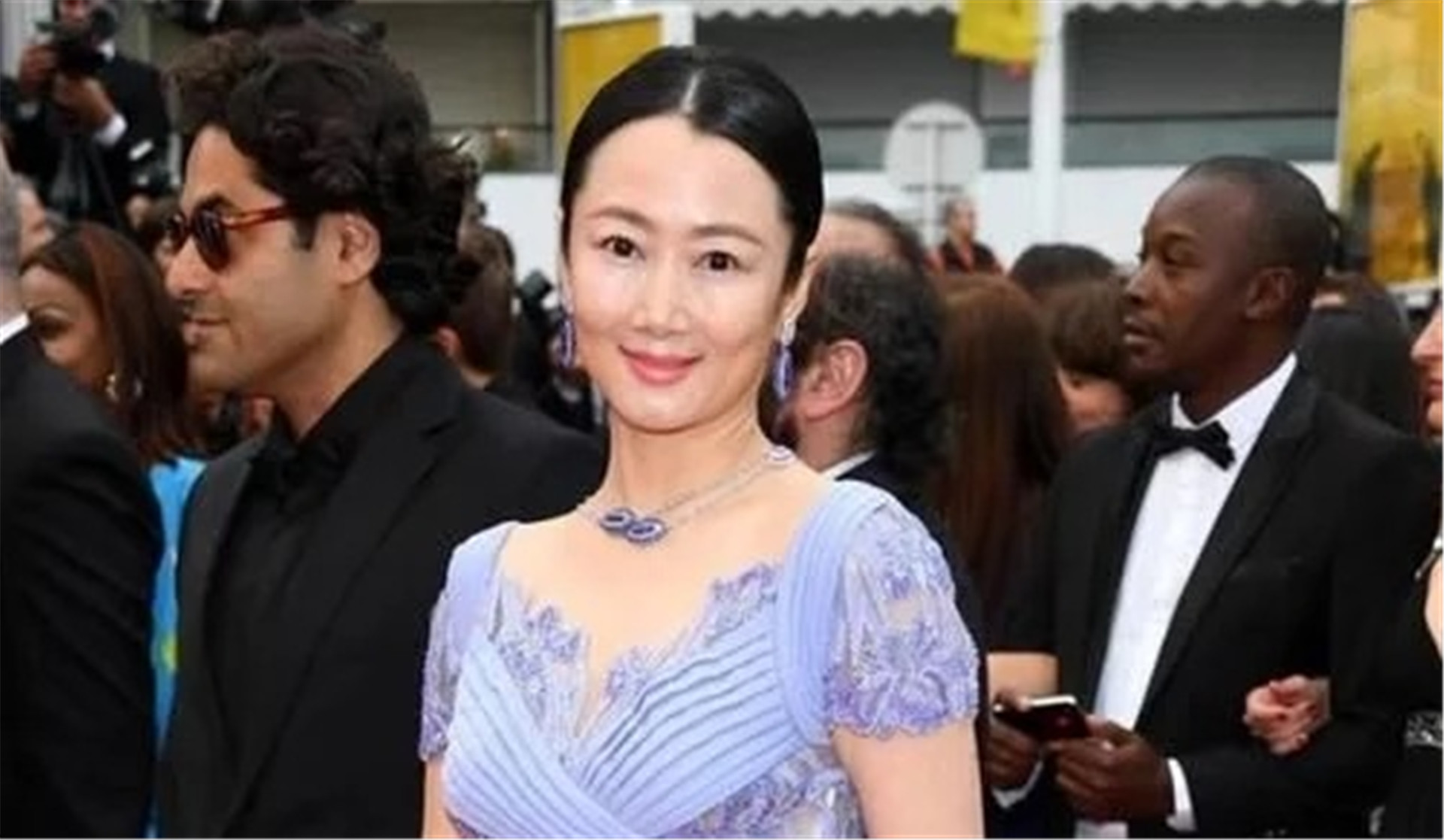 贾樟柯|女演员为了不变老，20年不吃晚饭，拒绝生子，如今43岁却像63的人