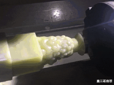 翡翠|机雕新工艺问世,能够让翡翠废料变废为宝!是真的吗?