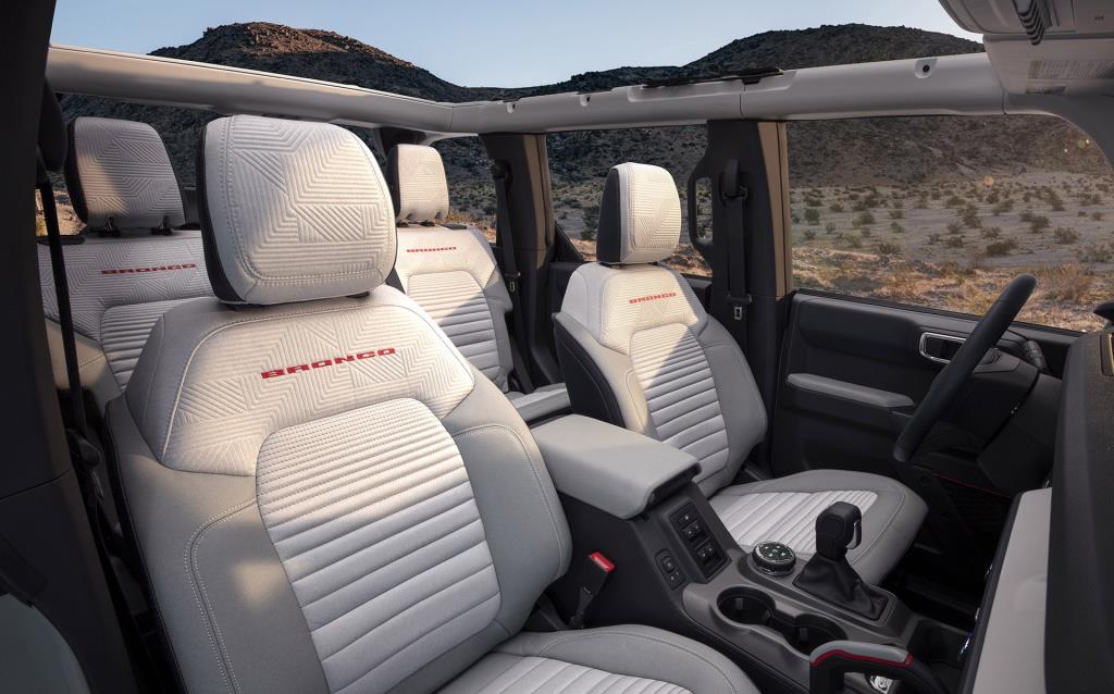 马力|停产25年复活后火了,搭载2.7T+10AT动力,15天订单破23万辆