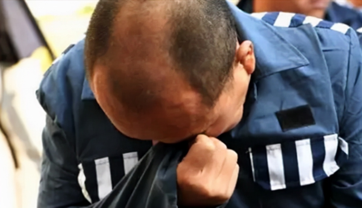 女子上网成瘾花光车钱,深夜徒步回家遭杀害