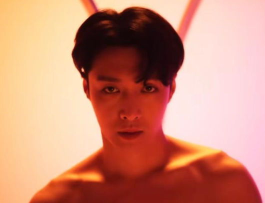 张艺兴|张艺兴接内衣代言，视频曝光腋毛明显，被嘲讽太“油腻”