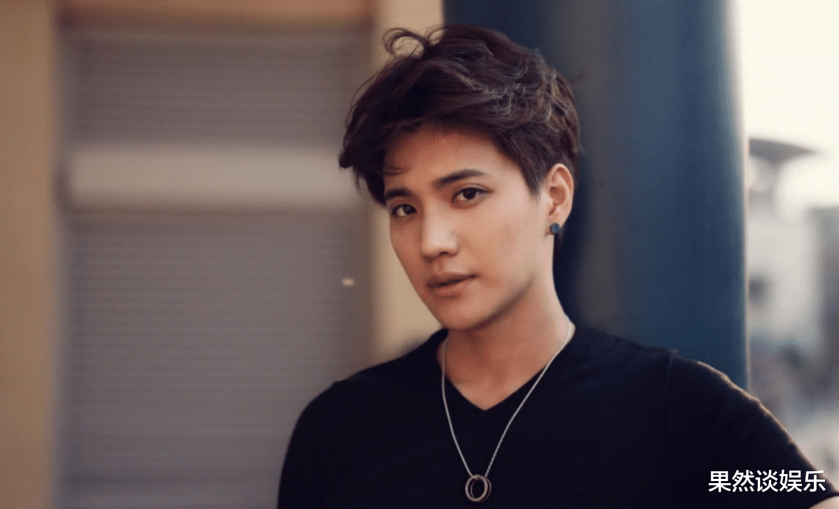 杨洋|汪涵给他银行卡，跪地感谢的小五，退役后鲜少露面的他去哪了？