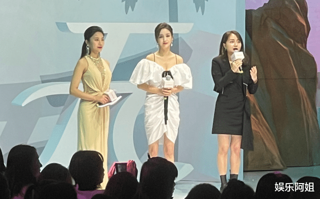 佟丽娅|陈思诚看了要后悔！36岁佟丽娅最新造型清纯又大气，尤其身材更绝