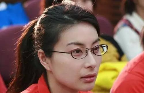 郭碧婷|朱玲玲嫁入霍家，霍英东给1千万聘礼，郭晶晶聘礼却是一座破房子