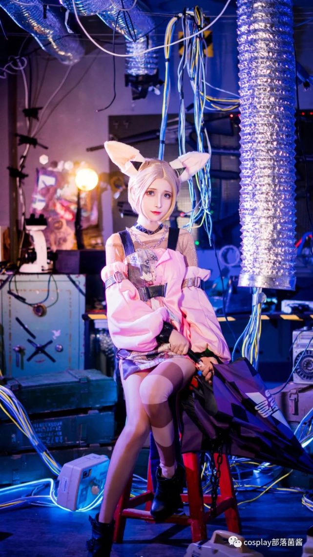 公孙离|cos：王者荣耀公孙离无限星赏官cos正片@奶狮