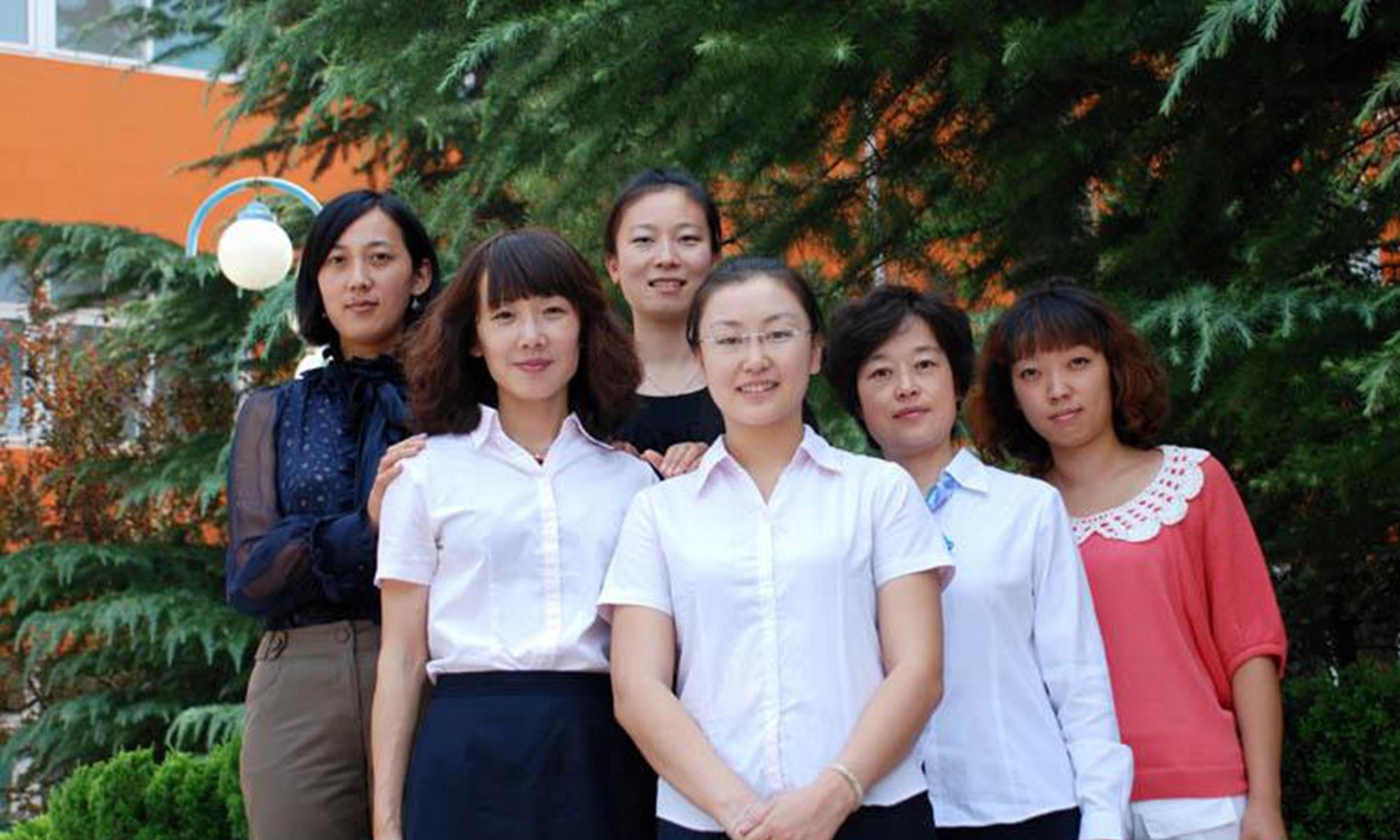 |当班主任后容貌会发生变化？昔日小仙女变成老大妈，工作如此残酷