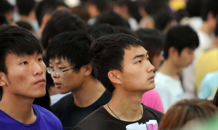 |“专升本”制度迎来大换血，多所高校发布新规，专科生进退两难