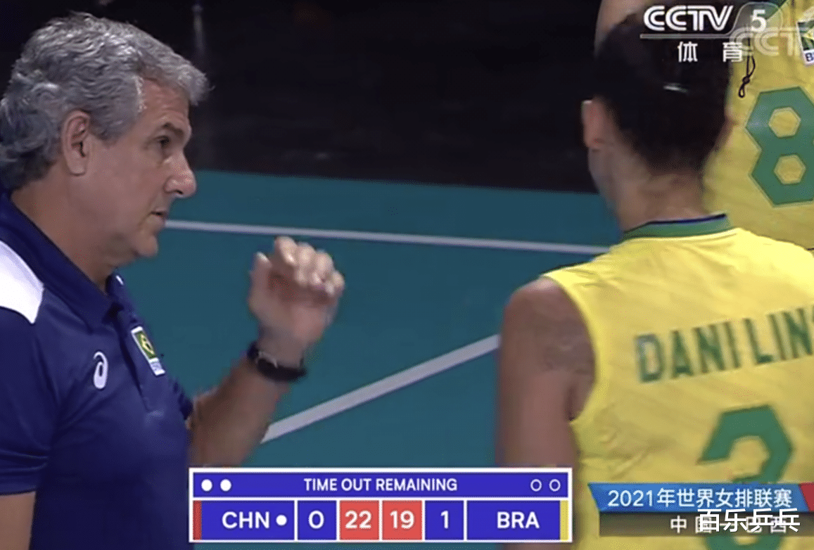 張常寧|25-22！女排爆冷巴西，張常寧大爆發(fā)，2局轟19分，央視解說：巨星