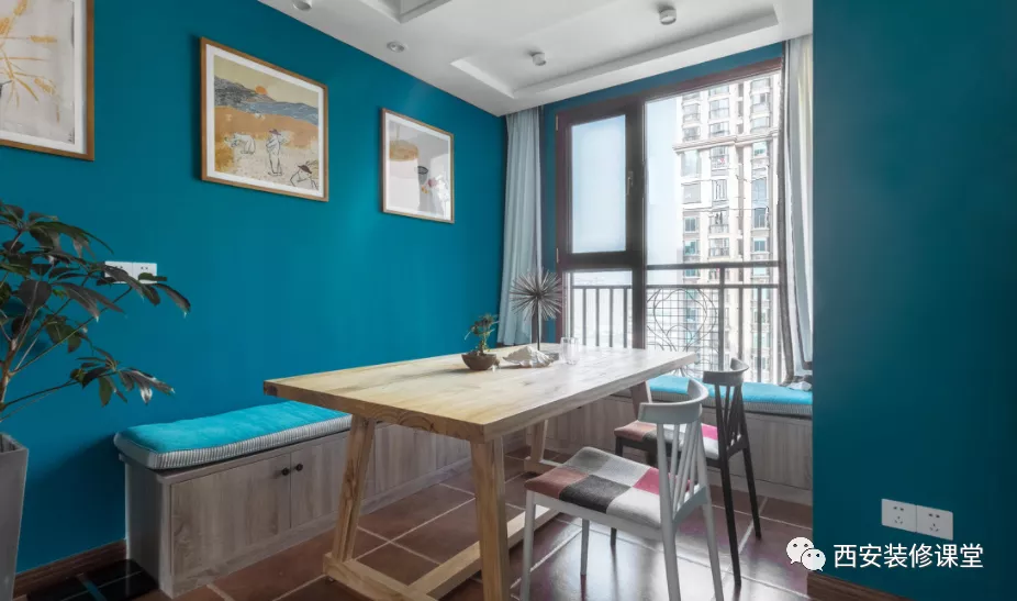 餐厅靠窗户,当然不能浪费