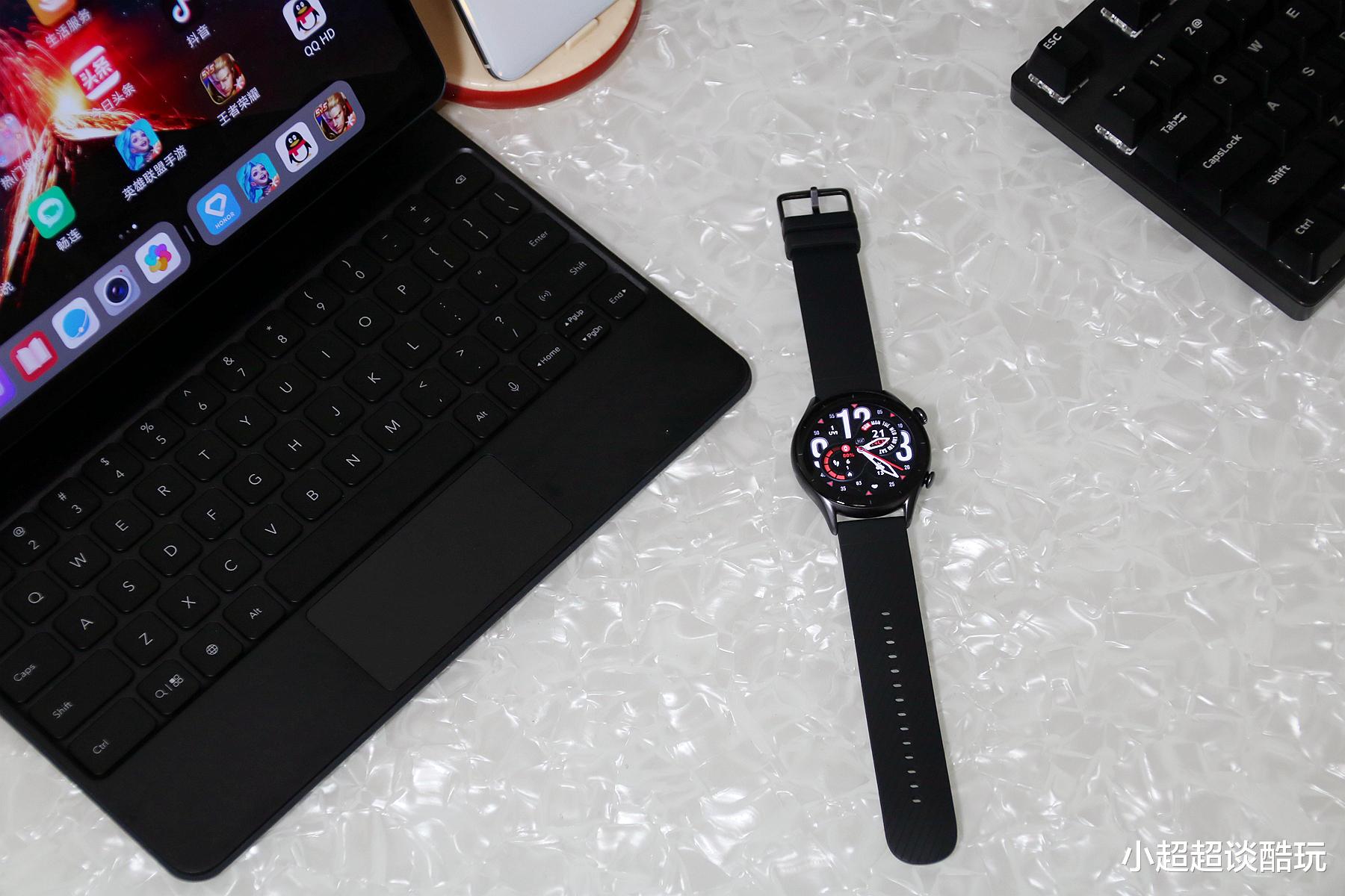 日产GT-R|颜值与实力并存的华米新品，Amazfit 跃我GTR3评测体验