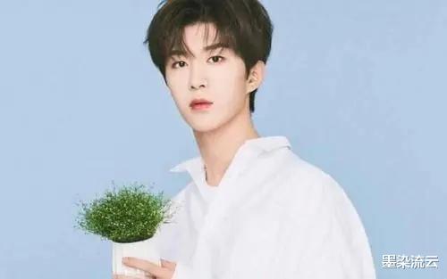 周扬青|为何明星都喜欢参加综艺节目，除了赚钱还有其他目的，看范丞丞咋说的