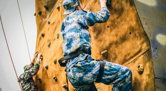 大学|中等学生别错过这几所军校,毕业以后包分配,未来将一片光明