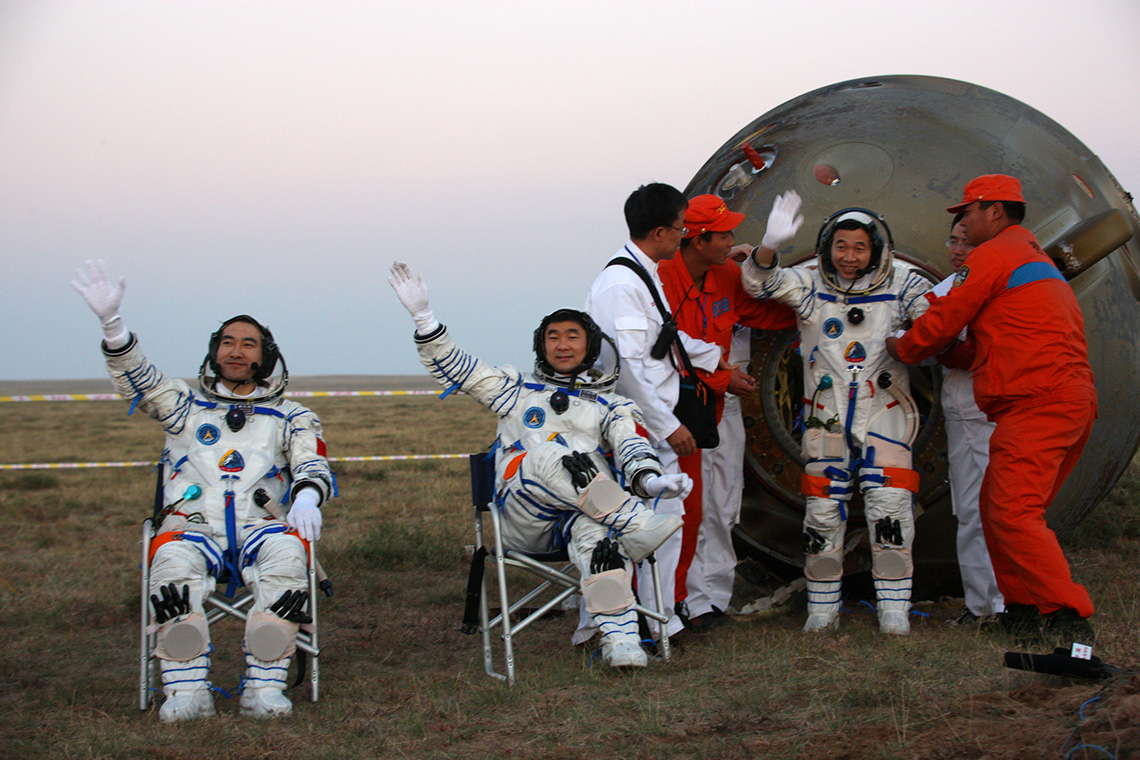 空间站|敢让苹果手机进空间站？偷听科技和隐秘摄像后门，啥秘密也藏不住