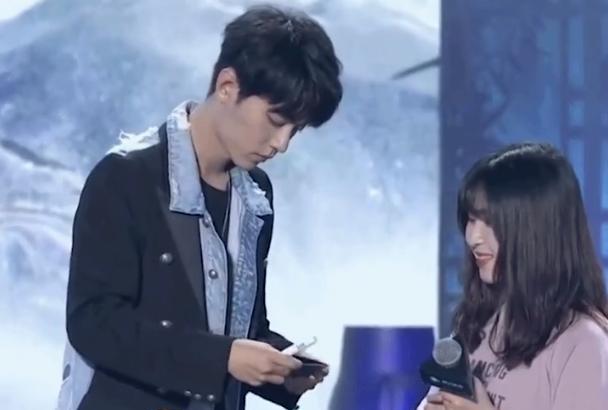 肖战|肖战最惨的一位黑粉，亲手断送爱情，得知事情经过全网拍手叫好