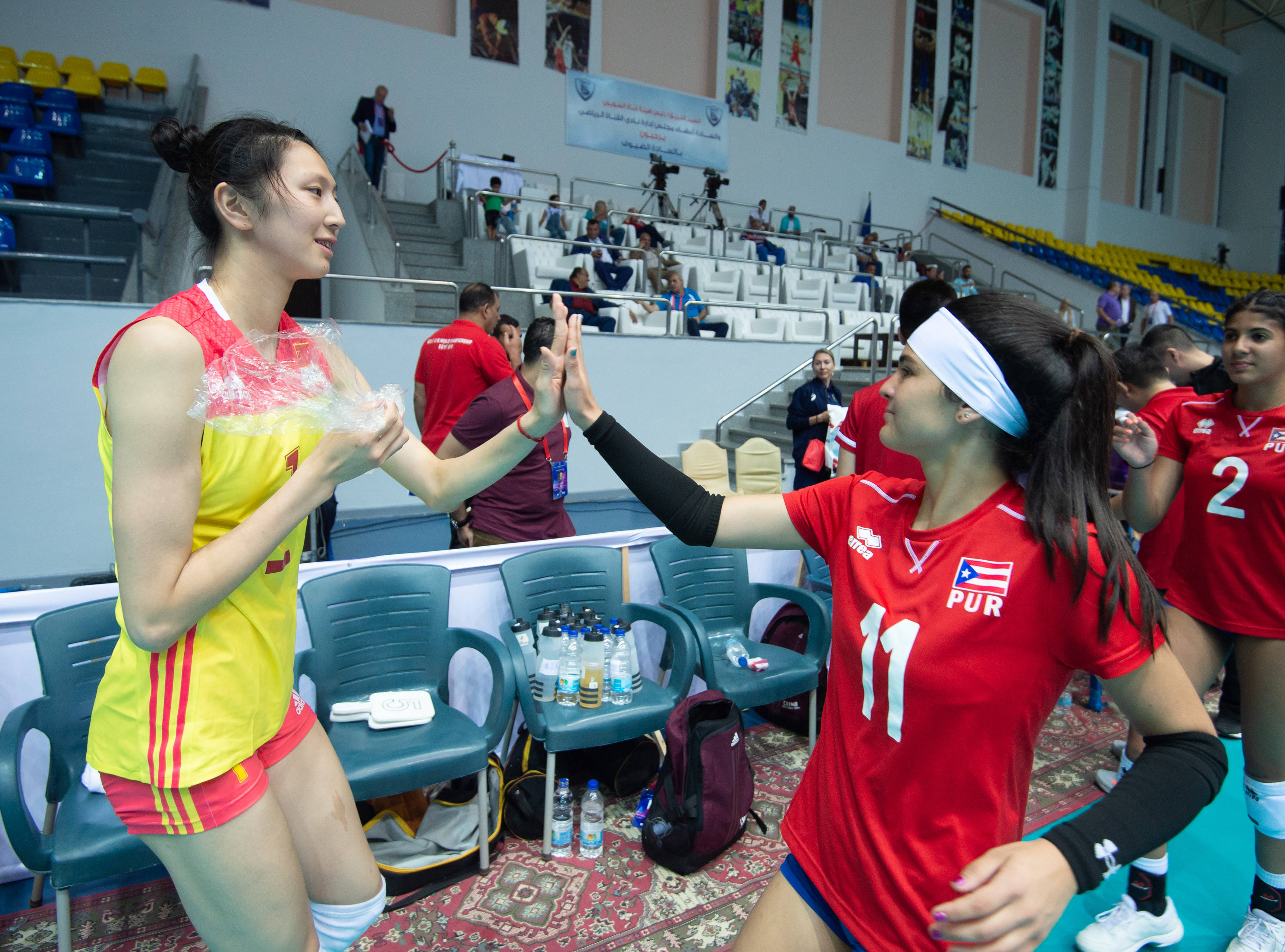 朱婷|被赞是下一个朱婷，19岁却还在二线队，“跳槽”或成唯一选择