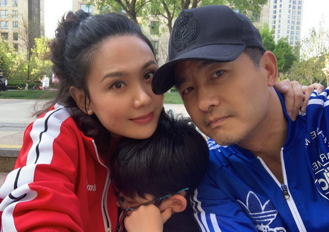 二胎|她是富家千金，为爱情失去自我，为生二胎打100针，今43岁妩媚多情