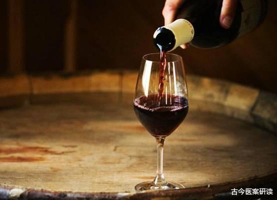 古今医案研读|25岁女子频繁乏力，查出肝硬化，医生提醒：爱喝的2水或是“罪魁祸首”