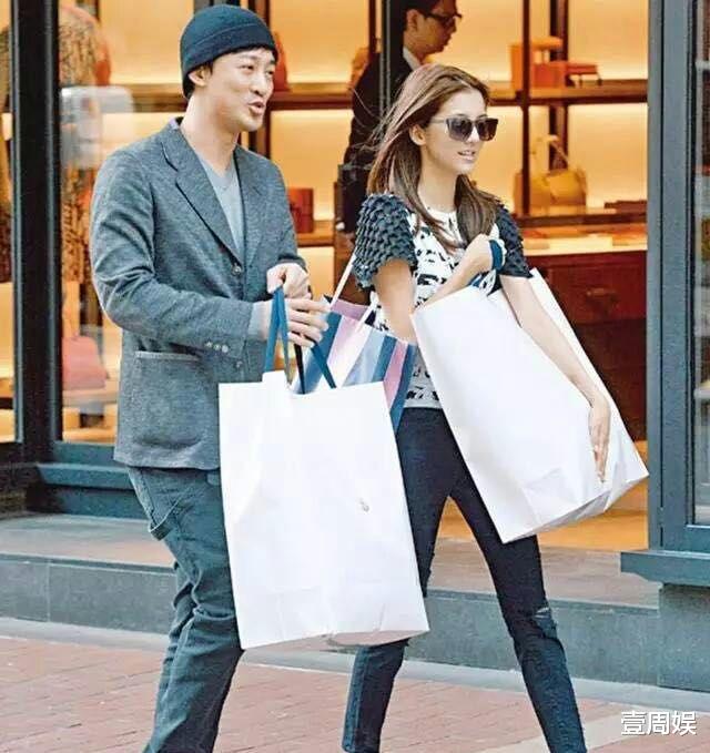 |张馨月深夜晒照,婚后变成了贤妻良母,怪不得林峯会娶她!