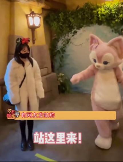 贝儿|从顶流到“失德艺人”，她只用了2个月