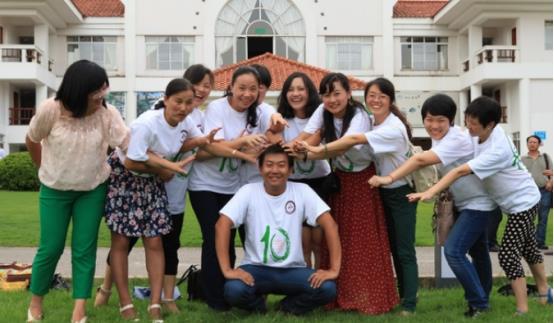 一更育儿|三类毕业生喜欢“同学聚会”，几乎场场不落，另外3类人不爱参加