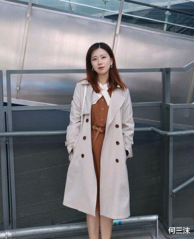 何三沫|小个子女生想要穿出高级感,并不是一味地扮嫩,优雅穿搭就很好看