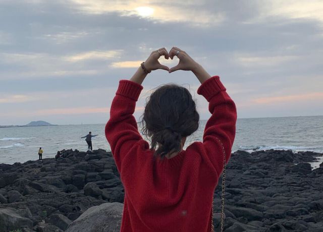 老公把我们攒的20万买房款借给他哥，婚房却让我爸出，想得美