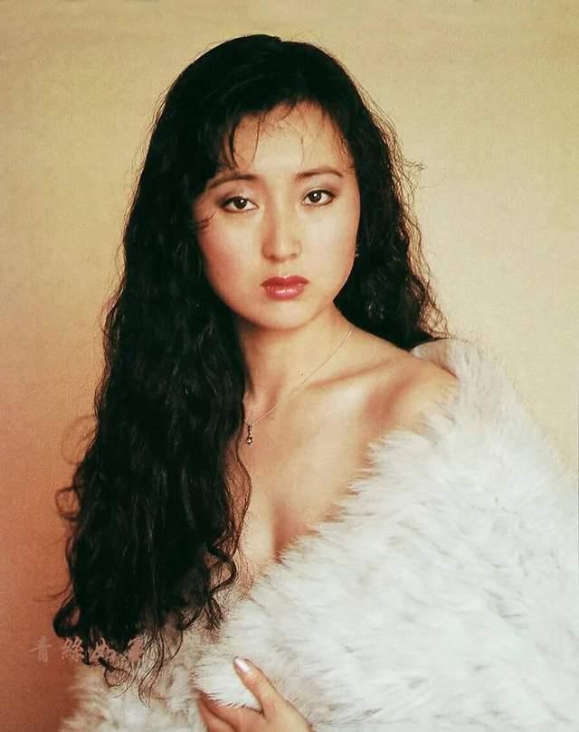 陈晓旭|陈晓旭：19岁演黛玉爆红，42岁去世，二婚丈夫如今生活幸福