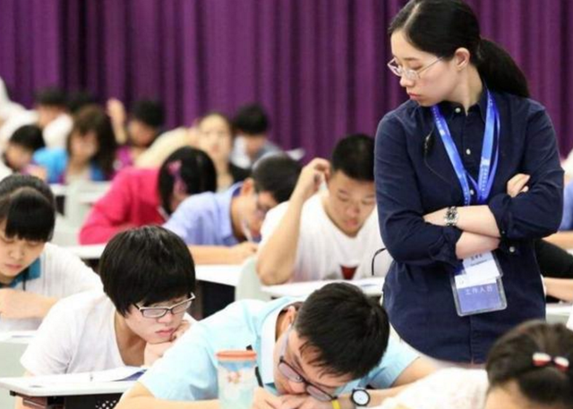 考试|高考难度升级？增加72篇高中古诗文，教授怒批：你自己能背完吗？