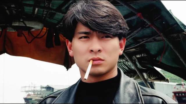 刘德华|年纪很小就私人飞机和豪宅，上学不用考试，被父亲誉为掌上明珠