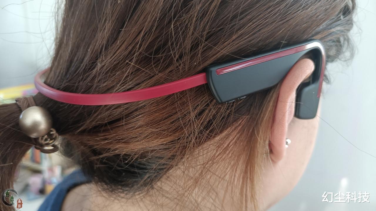 耳機|第一次體驗秘境寒鴉氣傳導耳機，與傳統耳機比，它有何神奇之處？