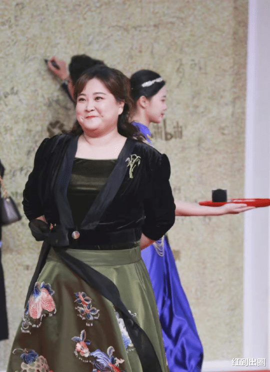 小姐姐|金鸡奖获奖名单新鲜出炉！张译获影帝，张小斐夺影后，贾玲遗憾落选