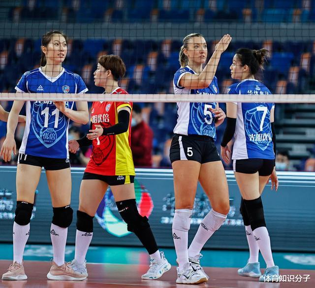 MVP|女排杀出超级黑马！轰下17分风头不逊奥运MVP，主攻线再出超新星