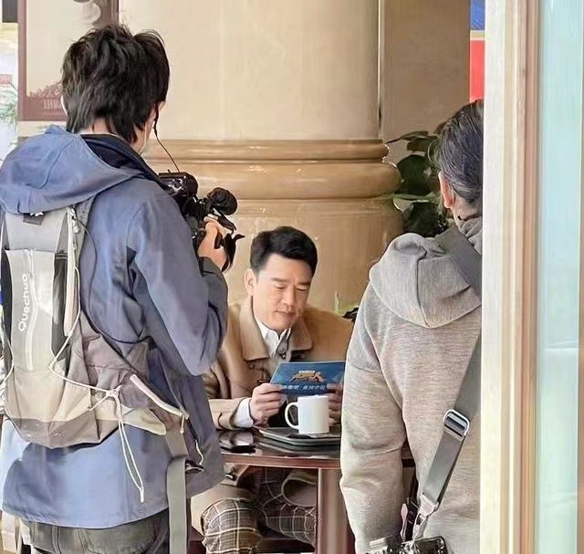 奔跑吧兄弟|《跑男》收官找来“回锅肉”嘉宾，却宣布延播一周，只为规避风险